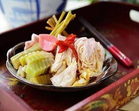 当全国餐饮人都在卷产品时，成都为何难出万店品牌？