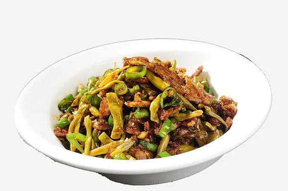 坛子酸菜炒肉 一坛酸香叩开湘蜀风味之门